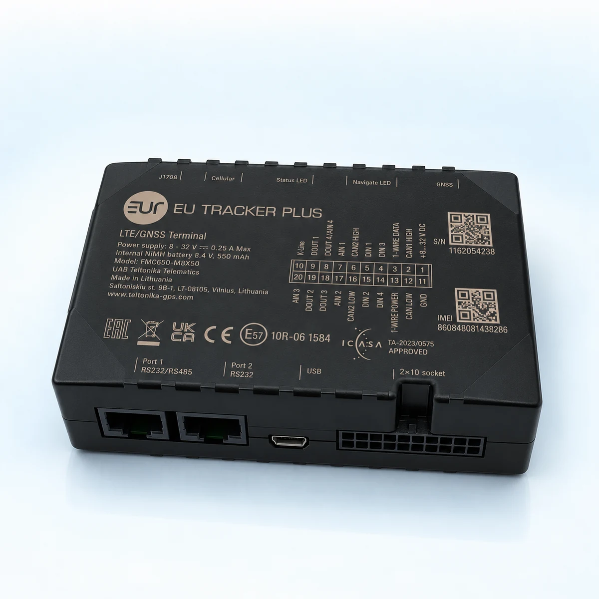 GPS jednotka EUTRACKER PLUS s portmi a konektormi