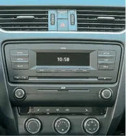 Redukcia pre 10" autorádio Škoda Octavia III (2)