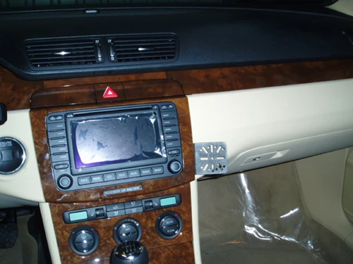 GSM konzola pre VW Passat 2005-, Passat CC 2008-
