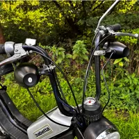 Zvukový systém na motocykel, skúter, ATV s FM, USB, BT, farba čierna (4)