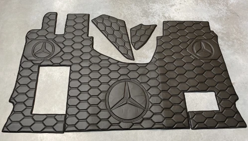 autokoberec MERCEDES MP 4/5 (sedadlo spol. pevné) – vlastná kombinácia /vzor 1/
