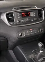 2DIN redukcia pre Kia Sorento 01/2015- (1)